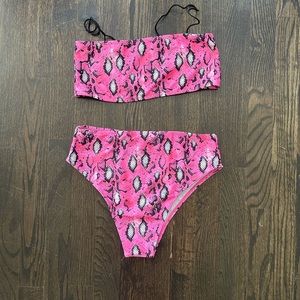 Neon pink snakeskin rave/festival set
